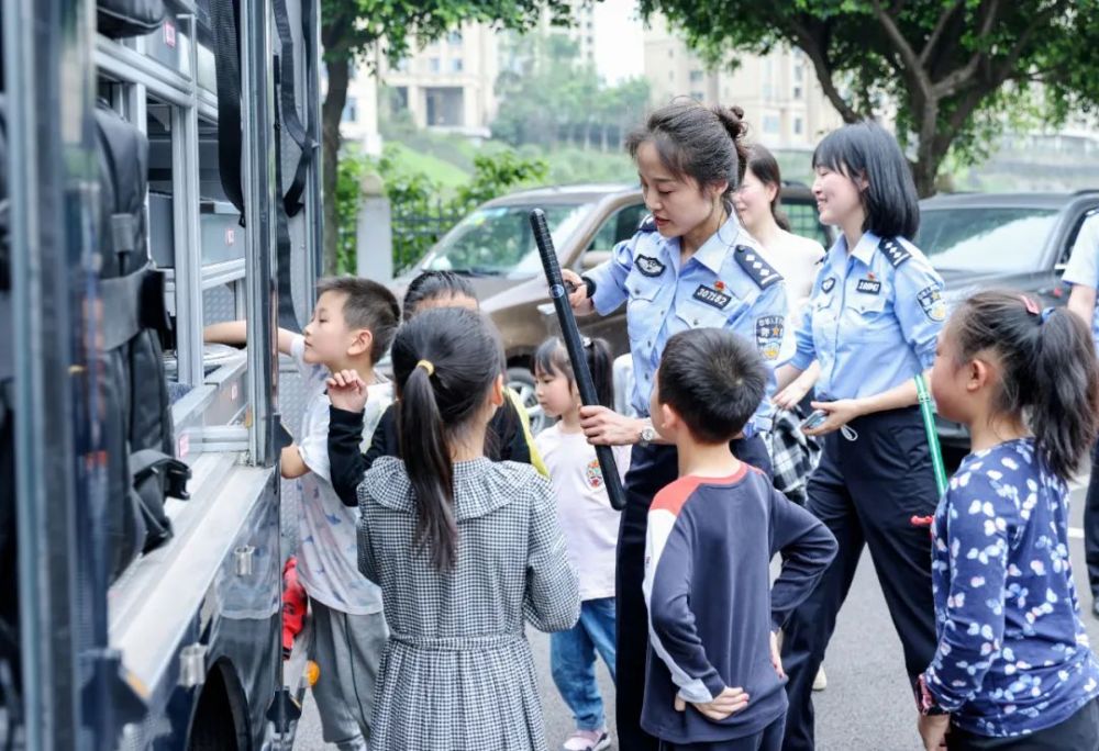  热那亚保级生死战主场顽强守平  